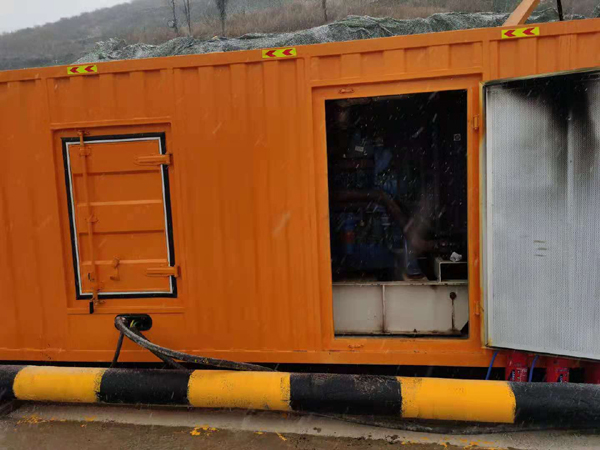 固原发电机出租 柴油发电机组电压低报警怎么办？