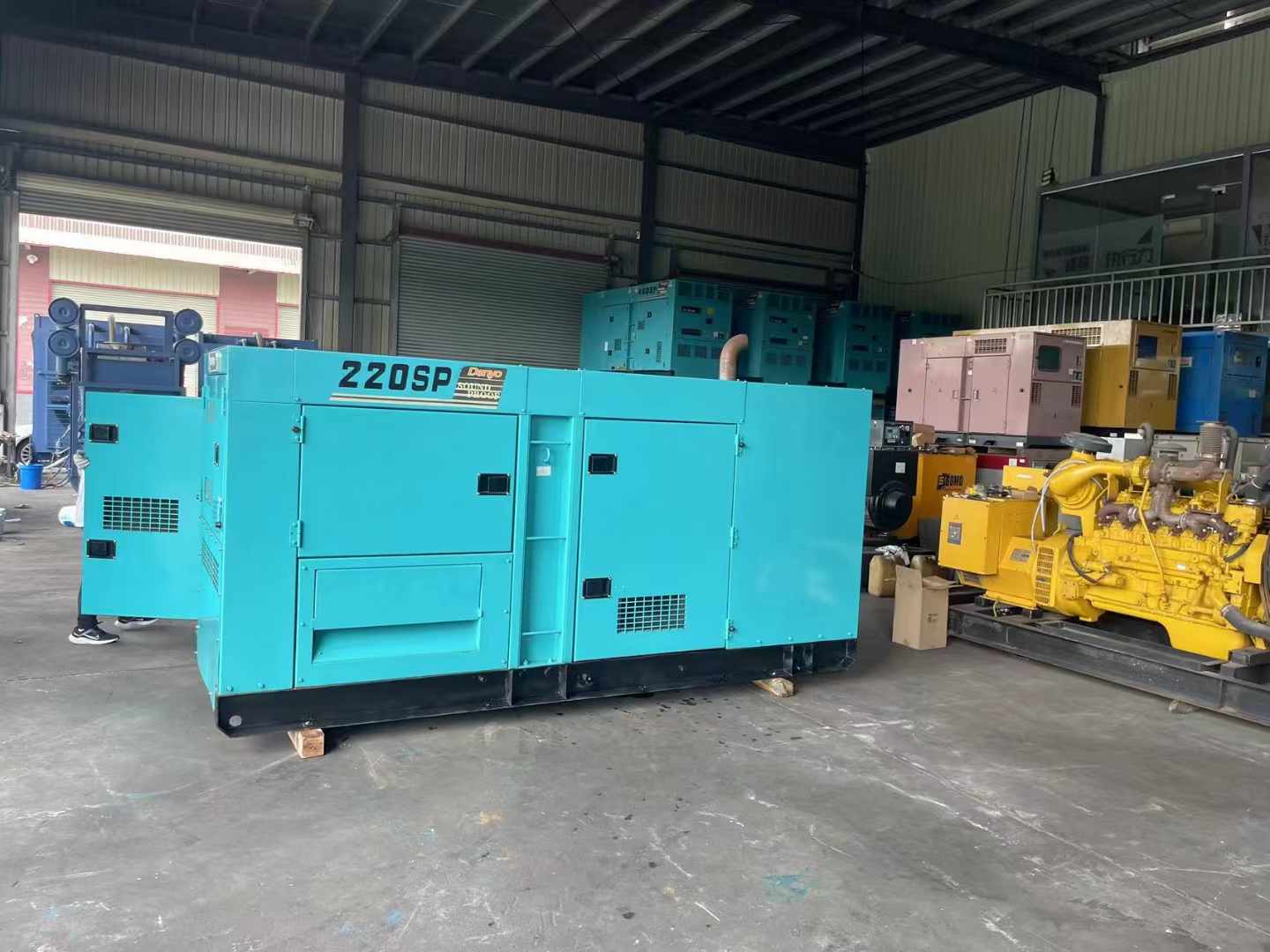 固原800kW 柴油发电机的输出电流波动范围是多少？