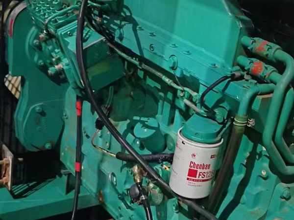 固原如何确定新的发电机组控制系统是否与原系统兼容？