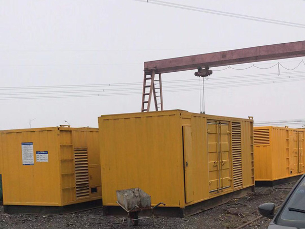 固原100kw柴油发电机组每小时油耗？